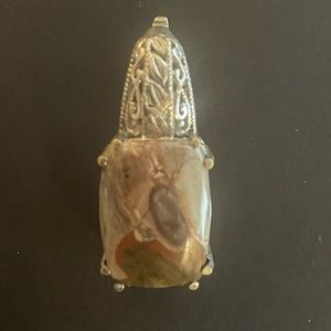 Karis 925 sterling silver pendant